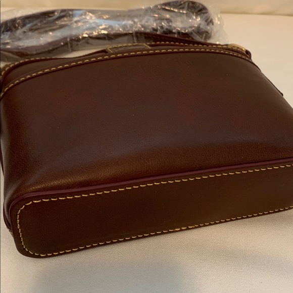 NWT - Dooney & Bourke Rich Chestnut Brown Florentine Leather Bag and Wallet - Picture 6 of 8
